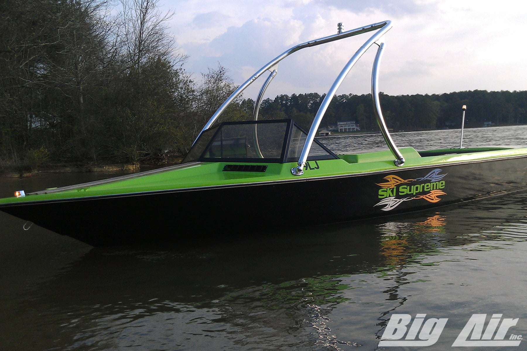 big air ice tower ski supreme