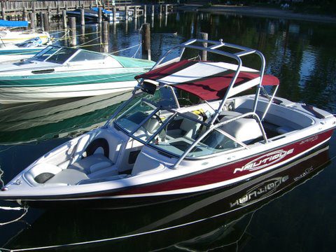 nautique 216 bimini
