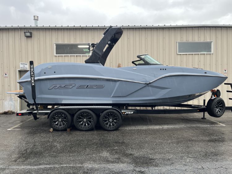MB Forward Skylon Facing Tower Folding Canopy Top