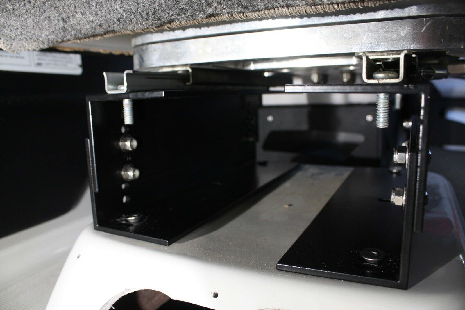 2010-2020 Malibu Seat Riser 23lsv