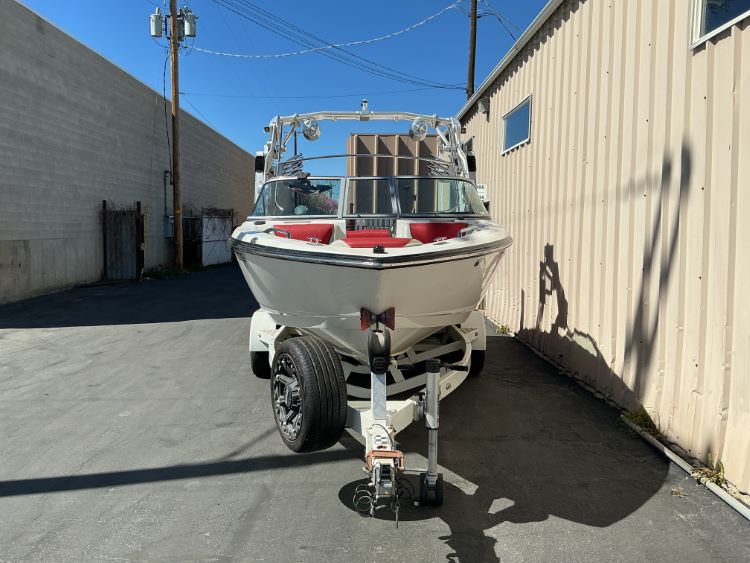 MasterCraft X15 with ZeroFlex X tower Double Up Storage Cover