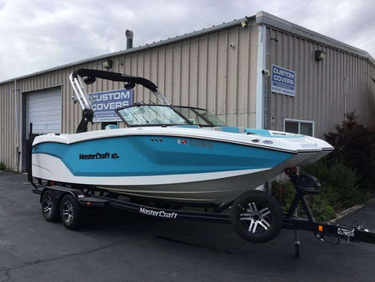 MC NXT22 ZFT2 Factory Bimini Double Up Storage Cover