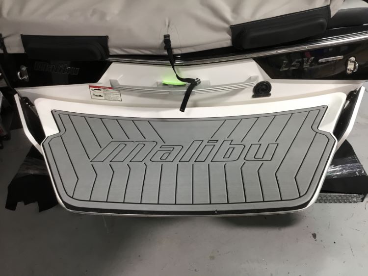 Malibu 22 LSV Wakesetter Swim Platform Cover