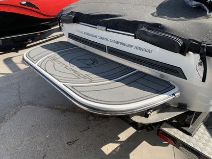 Centurion-Supreme Large Round Swim Platform Cover