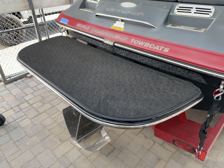 Centurion-Supreme Large Round Swim Platform Cover