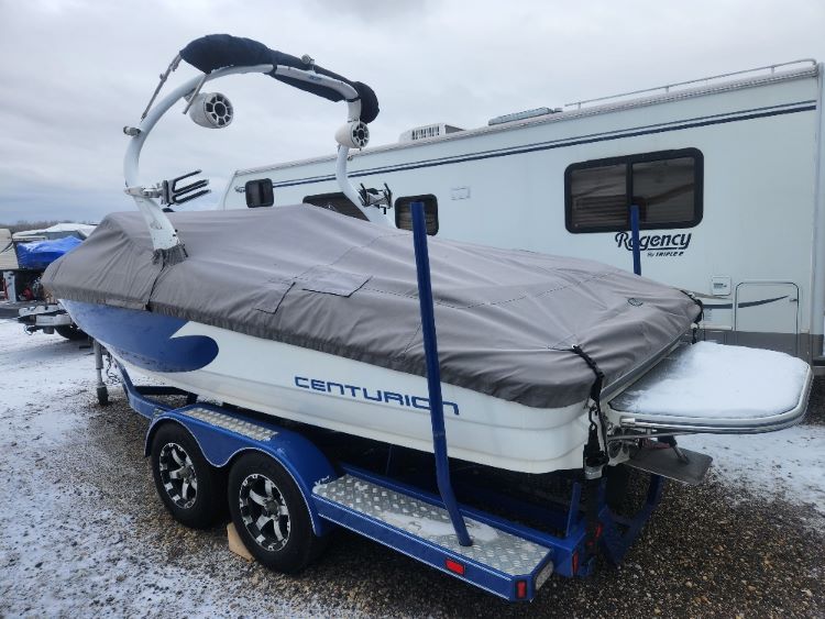 Centurion S210 With Gladiator Tower Cinch Cover