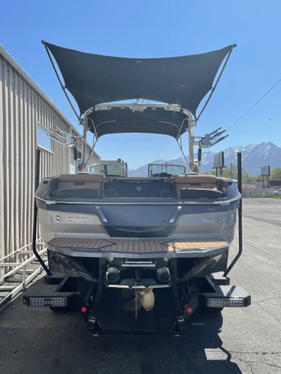 8' MasterCraft Tower Mounted Shade Sail