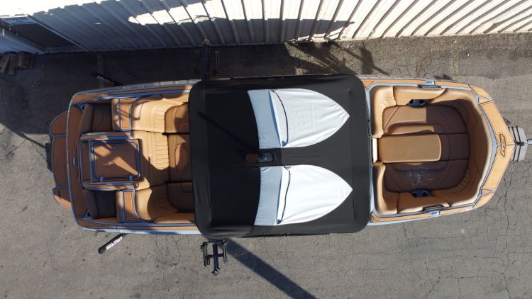 MB Forward Skylon Facing Tower Folding Canopy Top