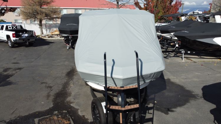 Nautique G23 with Telescoping Tower Double Up Storage Cover