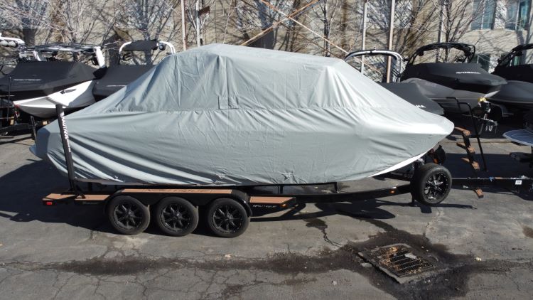 Nautique G23 with Telescoping Tower Double Up Storage Cover