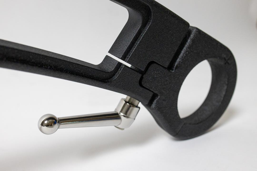 quick release mechanism on malibu g3 tower mirror