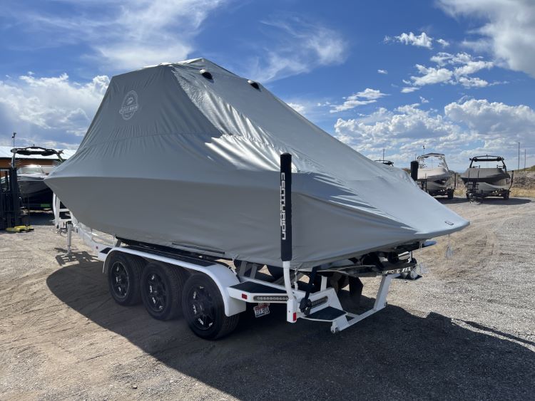 Centurion Ri245 with DropZone Tower - BOAT LIFT Double Up Storage Cover