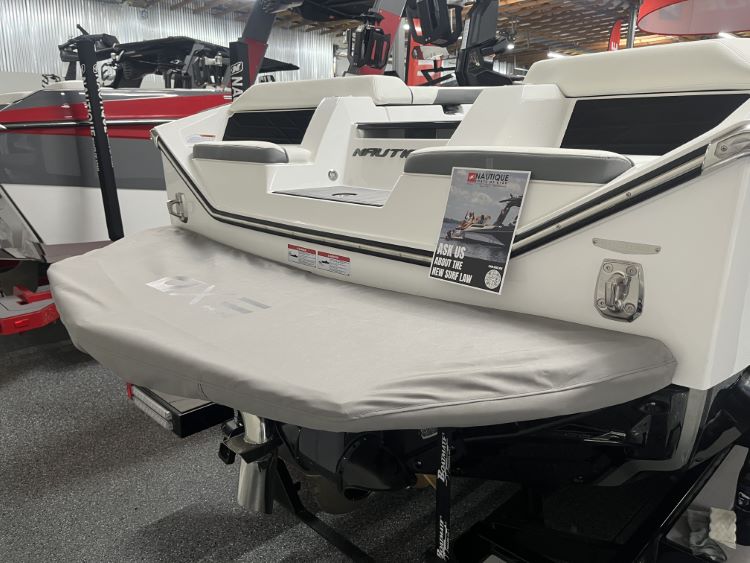 Nautique S with Cup Holder Swim Platform Cover