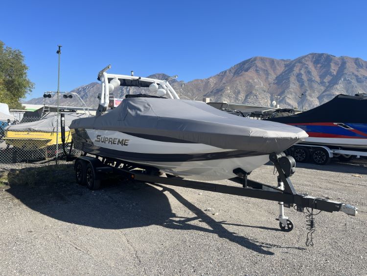 Supreme S238 With Octo Tower