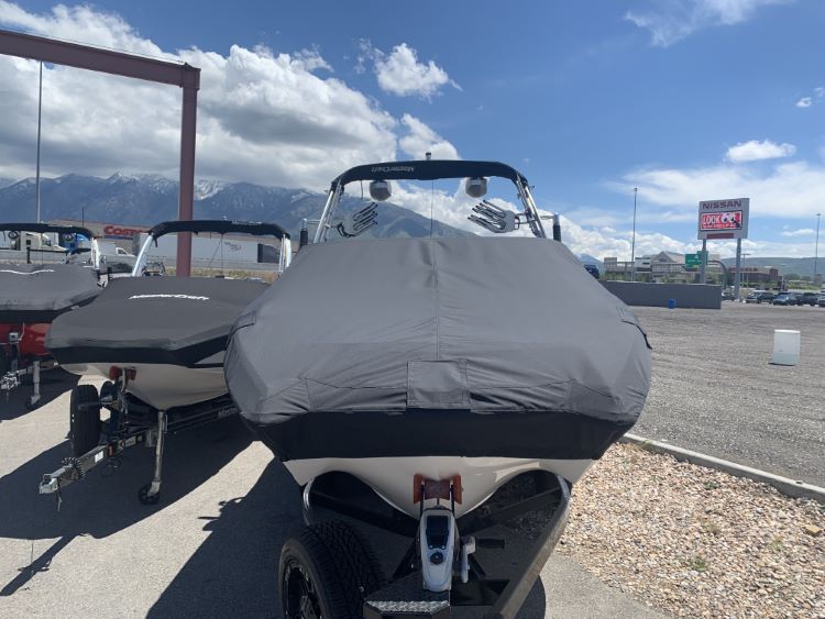 MasterCraft X24 ZFT4 Cinch Cover