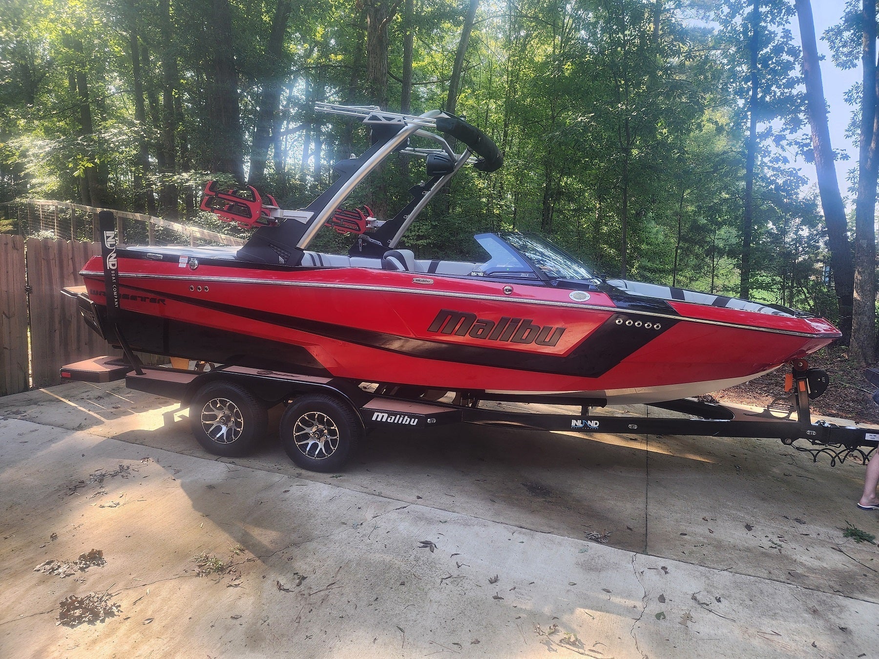 SkyLock Clamping Racks for Malibu and Axis Boats | OnlyInboards