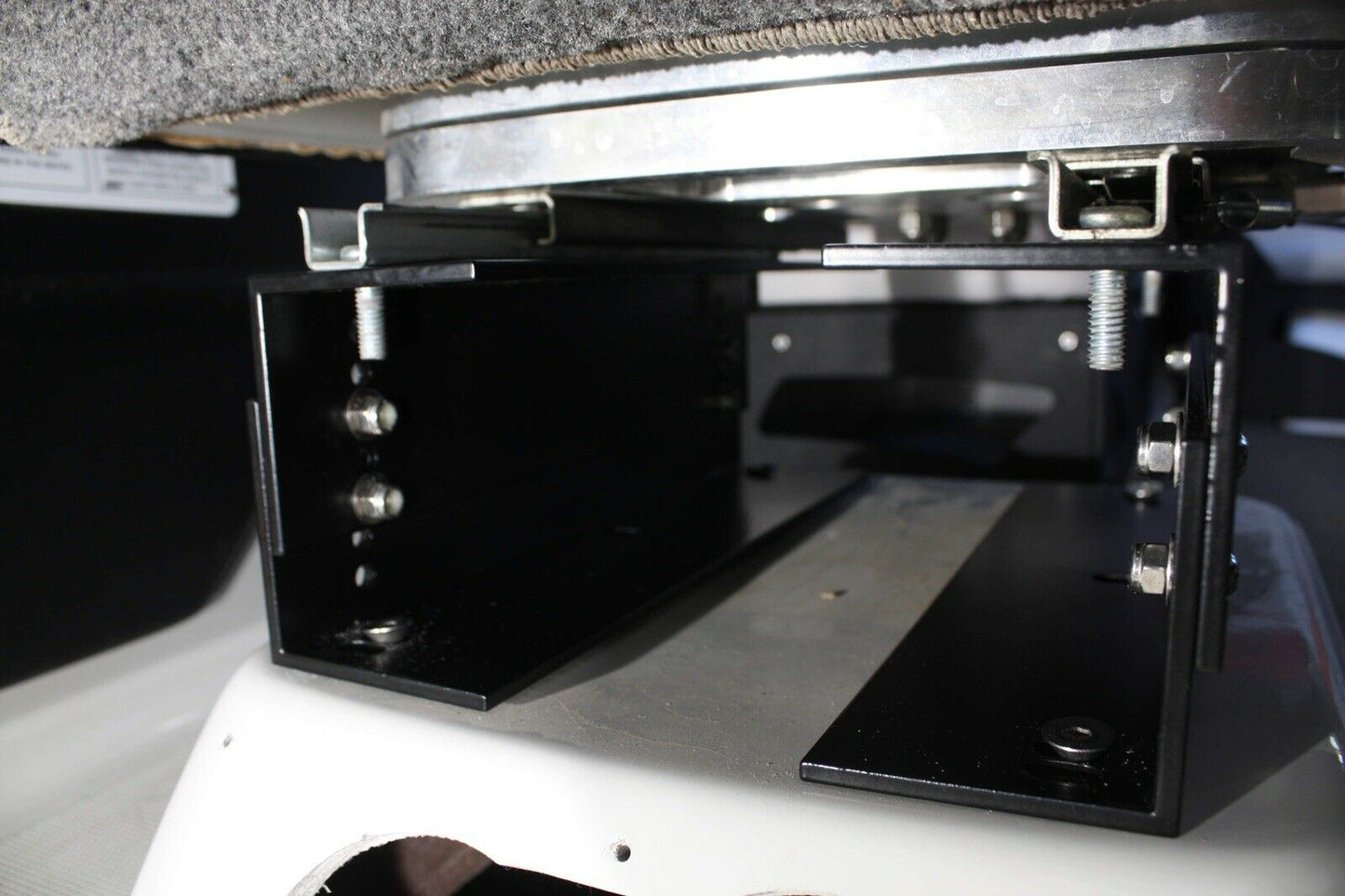 2010-2020 Malibu Seat Riser 23lsv