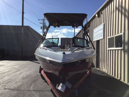Malibu 21VLX Wakesetter Skylon Swoop Tower