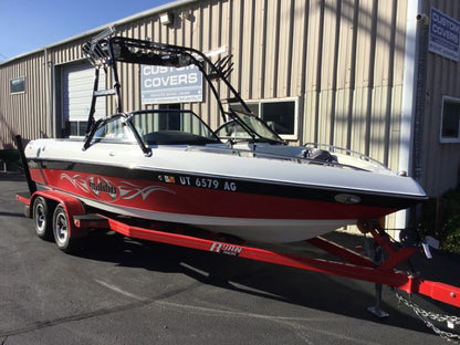 Malibu 21VLX Wakesetter Skylon Swoop Tower