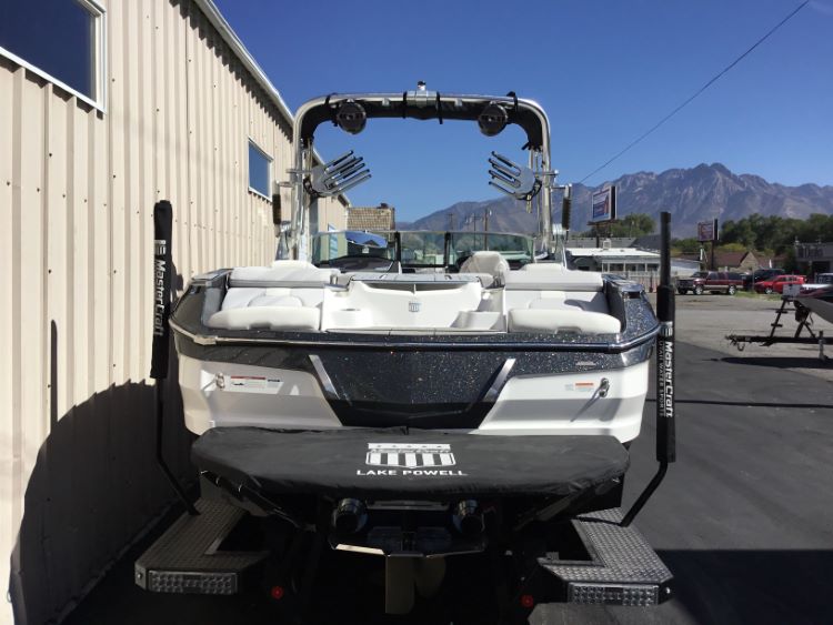 MasterCraft X24 with ZFT4-7 Tower TD Ratchet Cover
