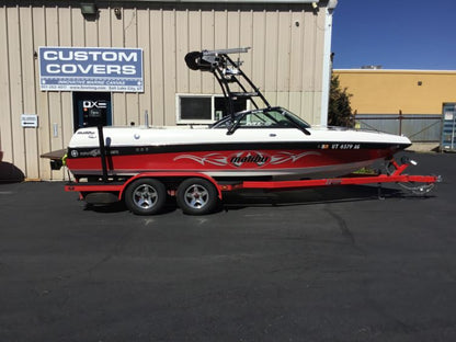 Malibu 21 VLX with Skylon Swoop tower