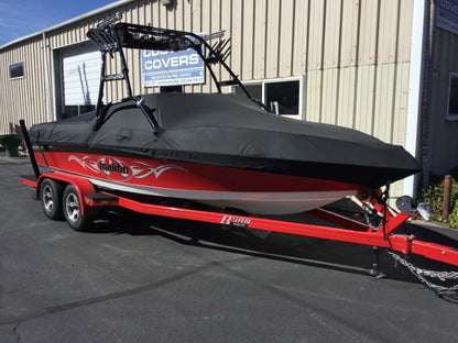 2003 Malibu 21 VLX Wakesetter cinch cover with Skylon Swoop Tower