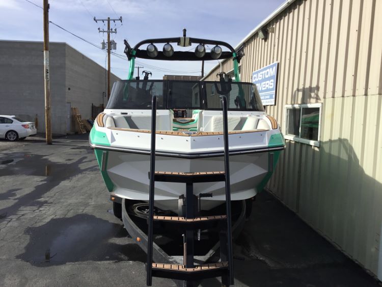 Nautique G23 with FCT G20/21 and FCT Bimini Double Up Storage Cover