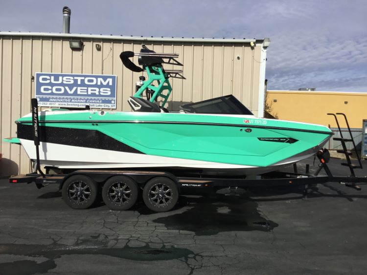Nautique G23 with FCT G20/21 and FCT Bimini Double Up Storage Cover