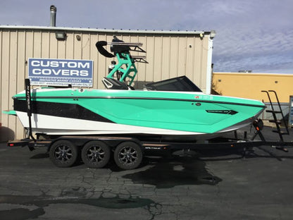 Nautique G23 with FCT G20/21 and FCT Bimini Double Up Storage Cover