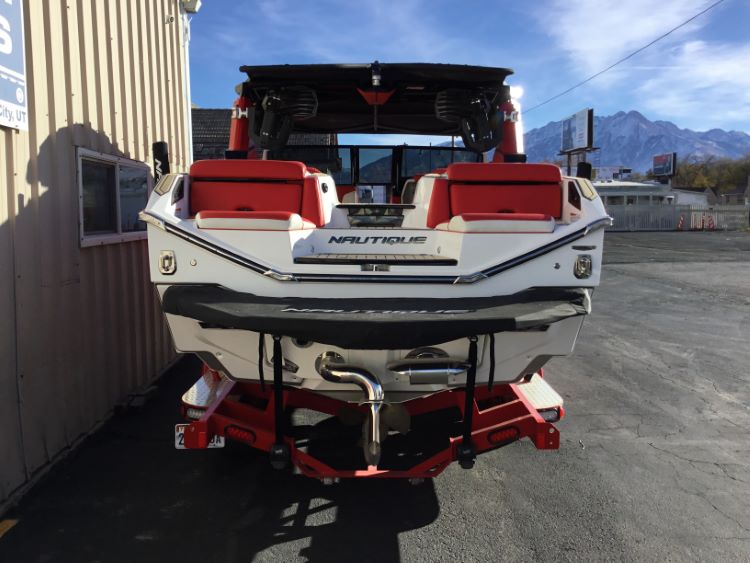 Nautique paragon G23 with telescoping tower Tower Down Double Up Storage Cover