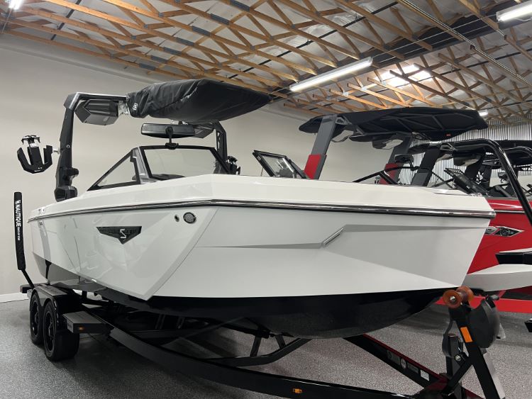 Nautique S23 with Flight Control Tower and Factory Bimini Double Up Storage Cover