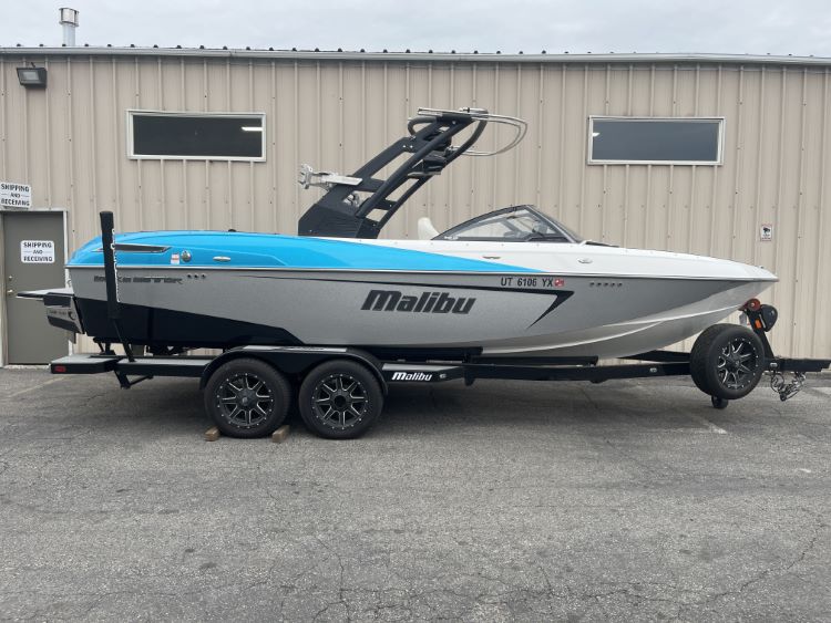 Malibu 23 LSV with G3.5 Tower and Factory Bimini Double Up Storage Cover