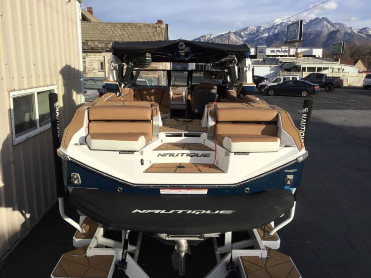 Nautique Paragon G25 Cinch Cover 