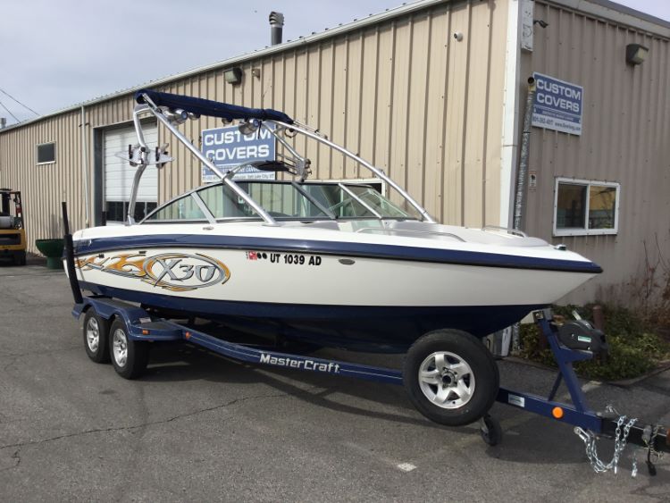 Master Craft X30 with Zero Flex 4 Tower Cinch Cover