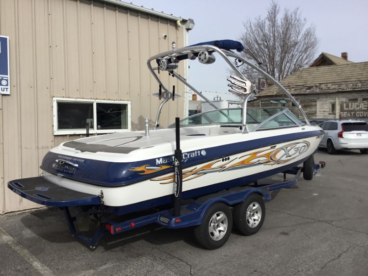 Master Craft X30 with Zero Flex 4 Tower Cinch Cover