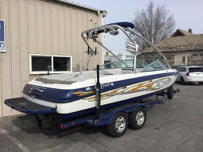 Master Craft X30 with Zero Flex 4 Tower Cinch Cover