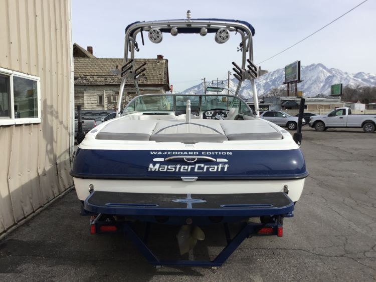 Master Craft X30 with Zero Flex 4 Tower Cinch Cover