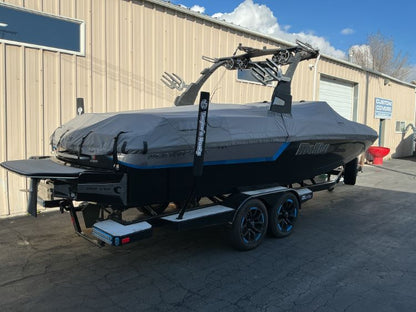 Malibu 24 MXZ Cinch Cover