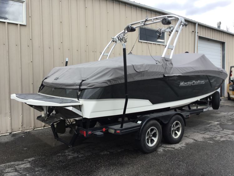 MasterCraft NXT 22 With Fwd Arch tower Cinch Cover