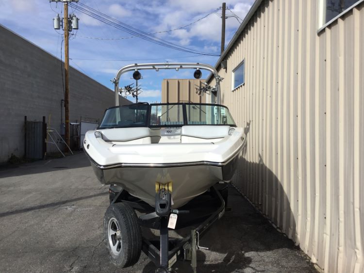 MasterCraft NXT 22 With Fwd Arch tower Cinch Cover