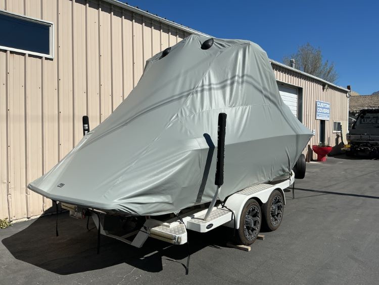 MasterCraft X15 with ZeroFlex X tower Double Up Storage Cover