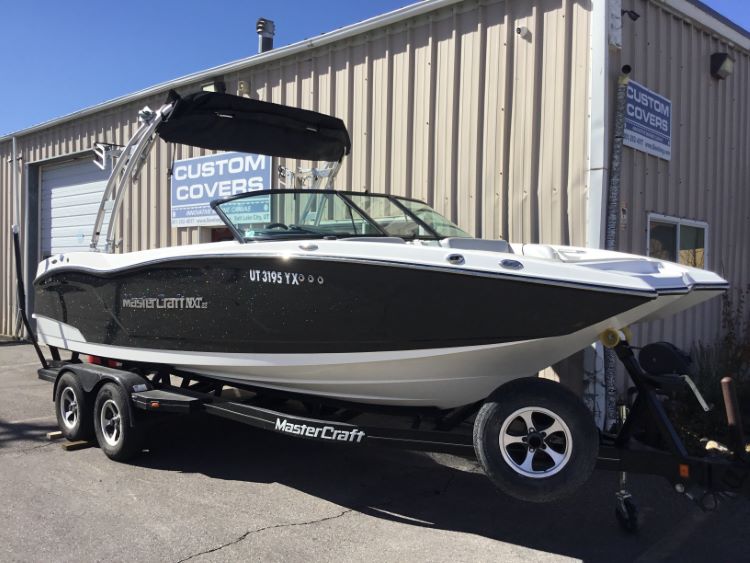 MasterCraft NTX22 Forward Facing Arch Dubble Up Storage Cover