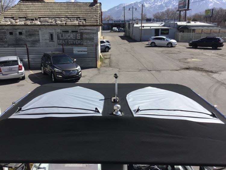 Nautique Air 210 with FCT 2.5 Tower Folding Canopy Top