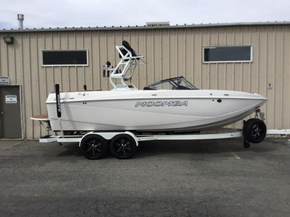 Moomba Craz with Pro-Edge Tower Double Up Storage Cover