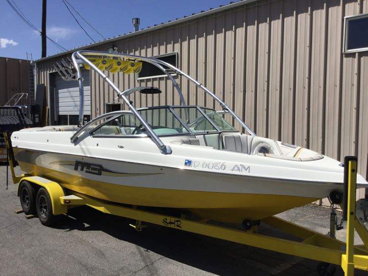 MB 230 V with Pro Flight Tower Cinch Cover