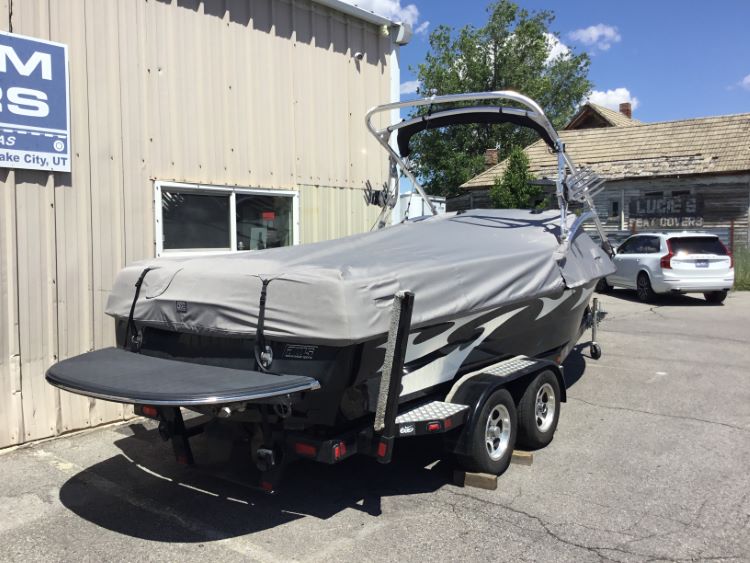MB Sport 23 with AP 1.0 Tower Cinch Cover