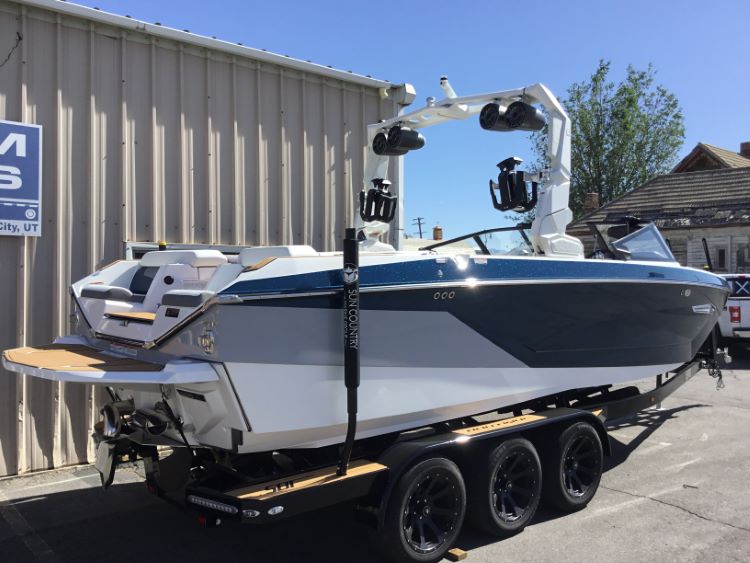 Nautique G25 Flight Control Tower Cinch Cover