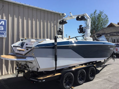 Nautique G25 Flight Control Tower Cinch Cover