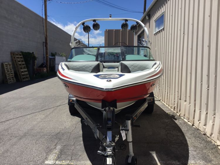 Centurion Enzo SV211 with Gladiator Tower Cinch Cover