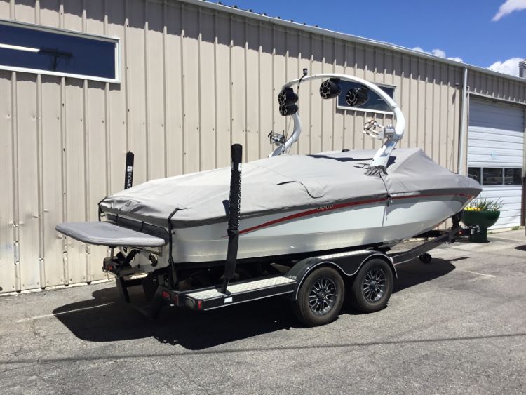 Centurion Enzo SV211 with Gladiator Tower Cinch Cover